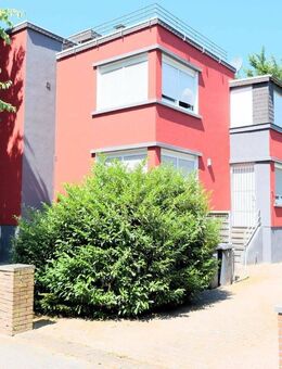 Mehrfamilienhaus mit Doppelgarage nahe Stadtzentrum - Goch