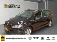 VW Touran, 1.5 TSI Trendline Digi C, Jahr 2024 - Berlin