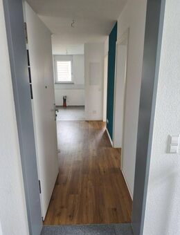 Kantinestraße 3 - schicke 3-Zimmer Maisonette Wohnung im 1. und 2. Dachgeschoss - Esslingen (Neckar)