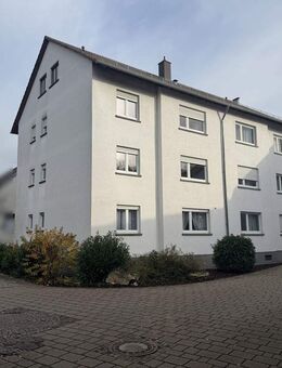 Kapitalanleger aufgepasst! Mehrfamilienhaus mit 6 aufgeteilten Wohnungen in Weingarten! - Weingarten (Baden)