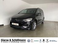 VW Touran, 1.5 TSI Highline R-Line, Jahr 2023 - Schmallenberg