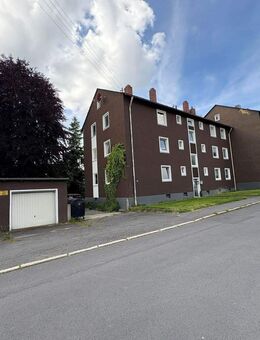 Mehrfamilienwohnhaus mit 6 Wohneinheiten, Doppelgarage & viel Potenzial in guter Lage zu verkaufen - Wiesau