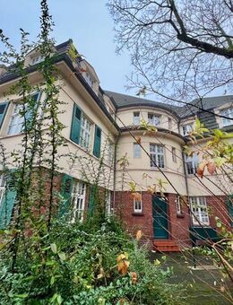 LEER WERDENDE 4 ZIMMER WOHNUNG IM ERDGESCHOSS - Duisburg
