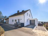 2012 MODERNISIERT, DREI BÄDER, KAMIN, PELLETHEIZUNG VON 2022, SOLAR, GARAGE, VOLL UNTERKELLERT - Büren