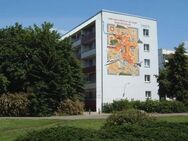 Schöne 2 Zimmer Wohnung, Balkon, Badewanne, WE 111 - Halle (Saale)