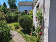 Charmanter Bungalow mit Traumgarten in ruhiger Anwohnerstraße in Wiesloch-Baiertal - Wiesloch