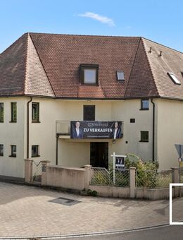 Enormes Potenzial! Zweifamilienhaus mit separatem Baugrundstück und ausbaufähigem Dachgeschoss - Stein (Bayern)