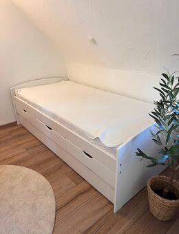 Kinderbett mit Schubkästen und Zweitbett in weiß - Uder