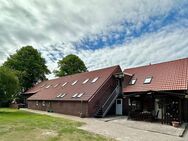 Ferienanwesen mit zwei Badeseen, Tierhaltung & Ausbaupotenzial - ca. 4,5?ha Naturidylle - Wittmund