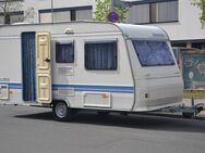 Adria Unica A 390 DS mit Vorzelt, Fahrradträger. - Nürnberg