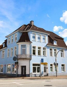 Attraktives Mehrfamilienhaus in zentraler Lage von Heide - Renditestark und stilvoll gepflegt - Heide