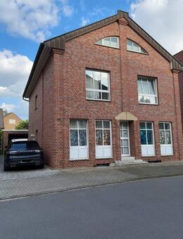 Wohnhaus in bester Lage mit viel Potenzial !! - Emsdetten