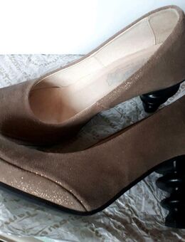 Tiggers Pumps Drea beige gold Glitzer Gr. 40 - Frankfurt (Main) Zeilsheim
