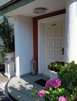 Mehrgenerationenhaus mit luxuriöser Ausstattung in Bernau am Chiemsee! - Bernau (Chiemsee)