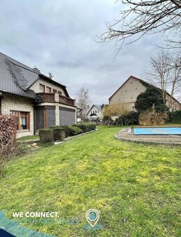 Exklusives Traumhaus mit Naturstein-Fassade, Pool, Garage und separatem Büro - Luxus pur! - Hohenberg-Krusemark
