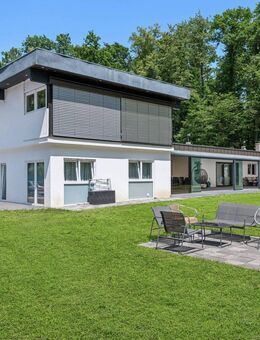 Modernes Mehrfamilienhaus mit Bungalow auf großzügigem Grundstück in Neckarsulm ca. 2019 kernsaniert - Neckarsulm