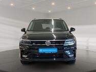 VW Tiguan, 2.0 TDI Allspace Highline R-Line Black Style, Jahr 2020 - Weißenfels