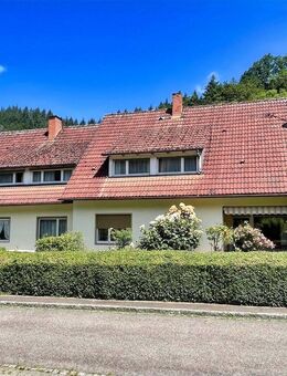 Großzügiges Ein- oder Zweifamilienhaus mit Terrasse und Balkon - Badenweiler