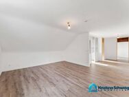 Nähe der Innenstadt & leerstehend! Lichtdurchflutete und renovierte 2 Zimmer-Whg. mit Kfz-Stellplatz - Nürnberg