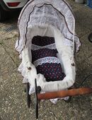 Puppenwagen in 67714