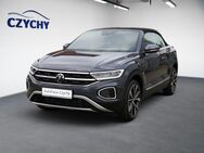 VW T-Roc Cabriolet, 1.5 TSI Style, Jahr 2024 - Neu Wulmstorf