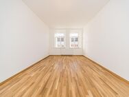 Renovierter Altbau im wunderschönen Stötteritz: 2-Zimmer-Wohnung mit Balkon & neuer Ausstattung - Leipzig