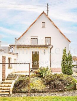 Wohnen im Grünen: Charmantes Wohnhaus mit Garten und Dachterrasse in Knielingen - Karlsruhe