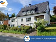 VR IMMO: Vielseitiges Ein- bis Zweifamilienhaus mit 3 Garagen in Hilchenbach- Lützel! - Hilchenbach