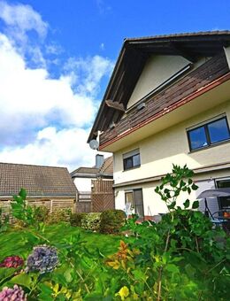 Wohnen und Vermieten: Ideal für Eigennutzer mit zusätzlichen Mieteinnahmen - Hennef (Sieg)