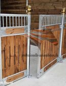 Pferdeboxen kaufen & Boxenstall und Stallfronten Angebot entdecken in 78600