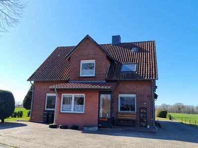Gepflegtes und teils modernisiertes Einfamilienhaus in Pet.-Döhren