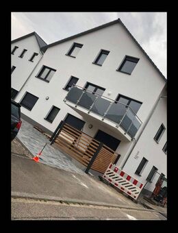** Exklusive 3 Zi,- Whg zu Mieten ** - Kieselbronn