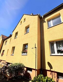Mehrfamilienhaus mit 4 Stellplätzen und Gärten - Halle (Saale)