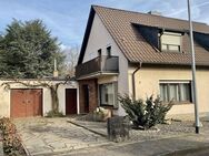 Doppelhaushälfte in 50181 Bedburg-Kaster - Bedburg