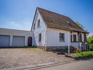**Einfamilienhaus mit Potenzial und schönem Grundstück zu verkaufen** - Ebstorf (Klosterflecken)