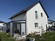 Neuwertiges Einfamilienhaus mit Garage - Schillingsfürst