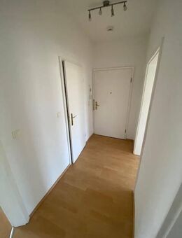 Preiswerte 3-R-Whg. in Magdeburg - Stadtfeld ca.Ost 56m2 im 3.OG zu vermieten. - Magdeburg