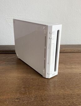 Nintendo Wii Konsole weiß/schwarz Ersatzkonsole ohne Kabel und Zubehör - Bergisch Gladbach