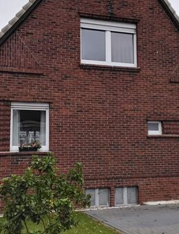 ***BÜSCHER IMMOBILIEN*** Gemütliches, freistehendes Einfamilienhaus – stilvoll renoviert mit Vollkeller & kleinem Garten - Gronau (Westfalen)