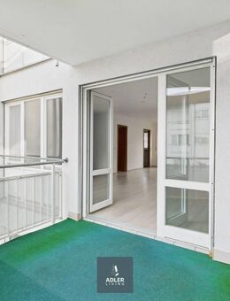 WOHNTRAUM - sonnige 4-Zimmer Wohnung mit Balkon, Garage und Stellplatz - Weinsberg