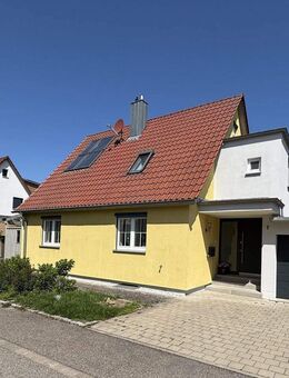 Gepflegtes Einfamilienhaus in ruhiger Siedlungslage - Dinkelsbühl