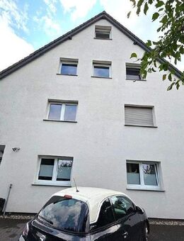 Provisionsfrei! Attraktive Dachgeschosswohnung mit Balkon und Garage - Nümbrecht