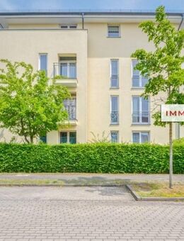 IMMOBERLIN.DE - Adrett & hell! Stimmungsvolle Wohnung mit Balkon & Pkw-Stellplatz - Königs Wusterhausen
