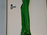 Abendkleid Latex grün/schwarz Gr.S mit Armstulpen in 23845