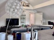 Exklusives Wohnen im Dachgeschoss - Kunstvolle Architektur trifft auf beeindruckende Raumhöhe - Lohfelden