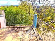 Gemütliche, sonnige 3-Zimmer-Wohnung mit Balkon und PKW-Abstellplatz in bevorzugter Wohnlage - Hildesheim