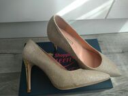 Buffalo Pumps Glitte, Absatz 10 cm, Gold, goldfarben (UVP 79,90 Euro) - Berlin Steglitz-Zehlendorf