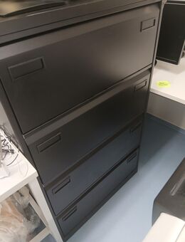 Bisley Light großer Aktenschrank 132,5 × 80 × 62 cm - Berlin Neukölln