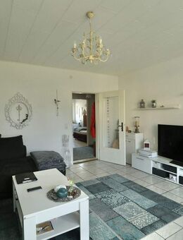 Sehr gute Kapitalanlage - Gepflegte 3-Zimmer Wohnung mit Balkon u. Stellpl. in Grenzach-Wyhlen - Grenzach-Wyhlen