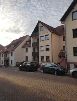 Top saniert und bezugsfertig stilvolle 4-Zimmer-Wohnung mit Balkon in Nidderau-Ostheim - Nidderau